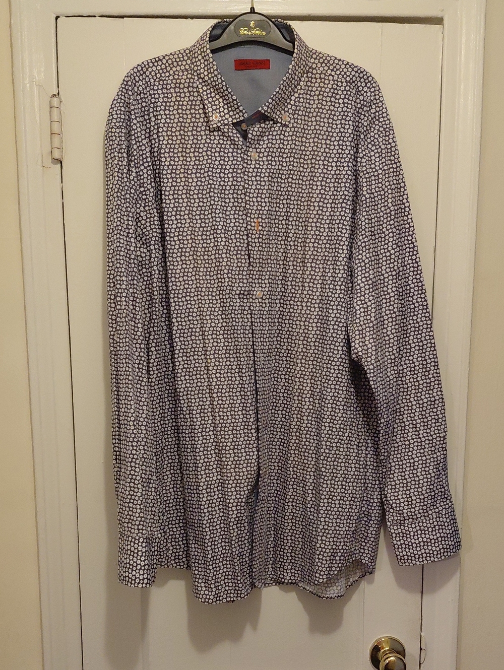 Men's Luchiano Visconti Button-down Shirt in Royal Blue and White Flower Print.